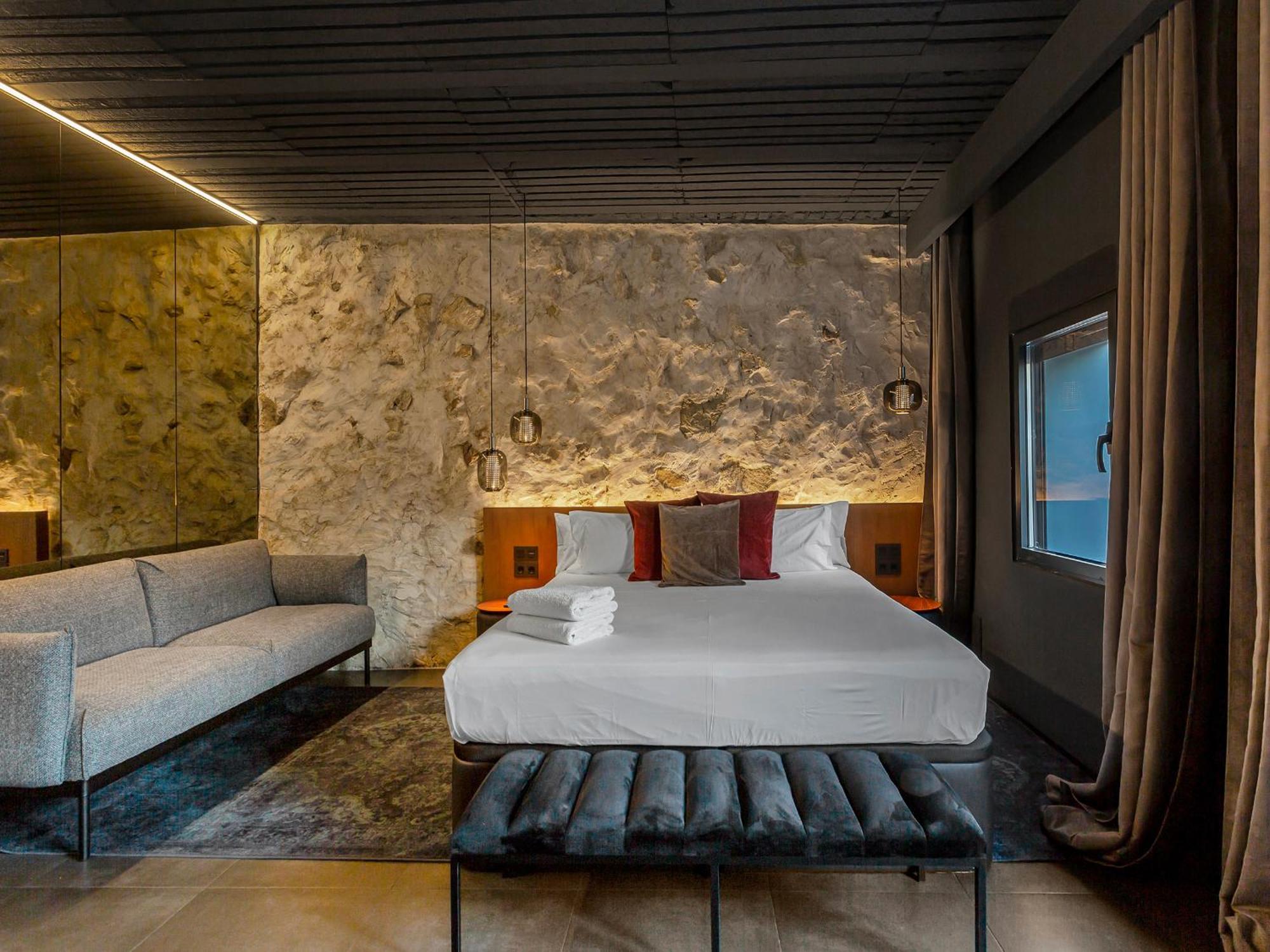 Evolution Luxury * Alicante